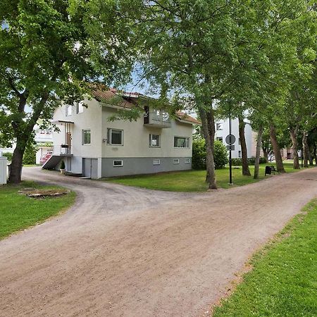 Majoitushuoneisto Tuomipuisto Apartment Naantali Ngoại thất bức ảnh